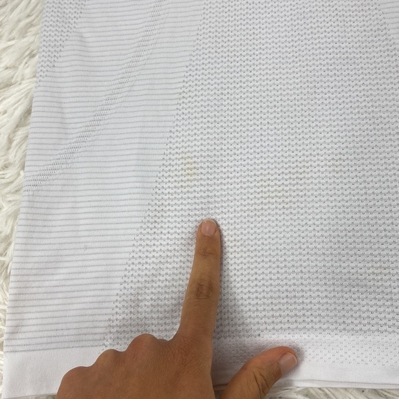 Lululemon Swiftly Tech T-Back
White / White - Picture 6 of 6